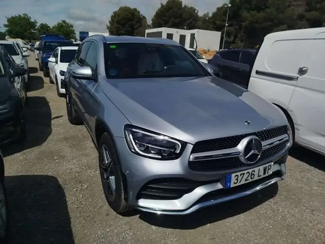 Usado Mercedes GLC350 320 CV (235 kW) 2022 Blanco SUV