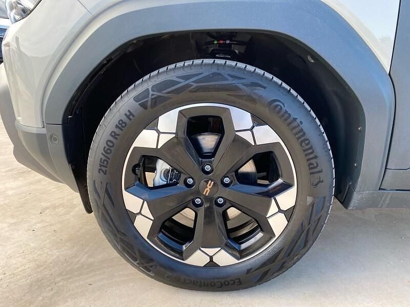 Usado Dacia Duster Extreme 143 HP (105 kW) 2025 Castanho SUV