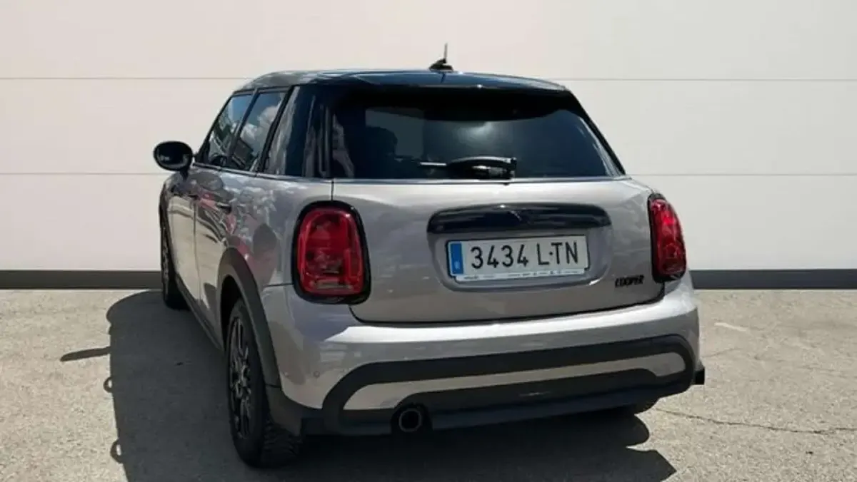 Usado Mini Cooper 136 CV (100 kW) 2021 Gris Utilitario