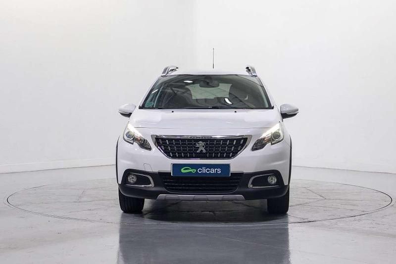 Usado Peugeot 2008 Allure 110 CV (80 kW) 2017 Blanco SUV