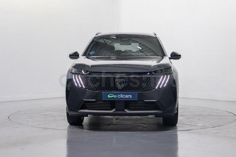 Usado Peugeot 5008 Allure 136 CV (100 kW) 2025 Gris / plata SUV