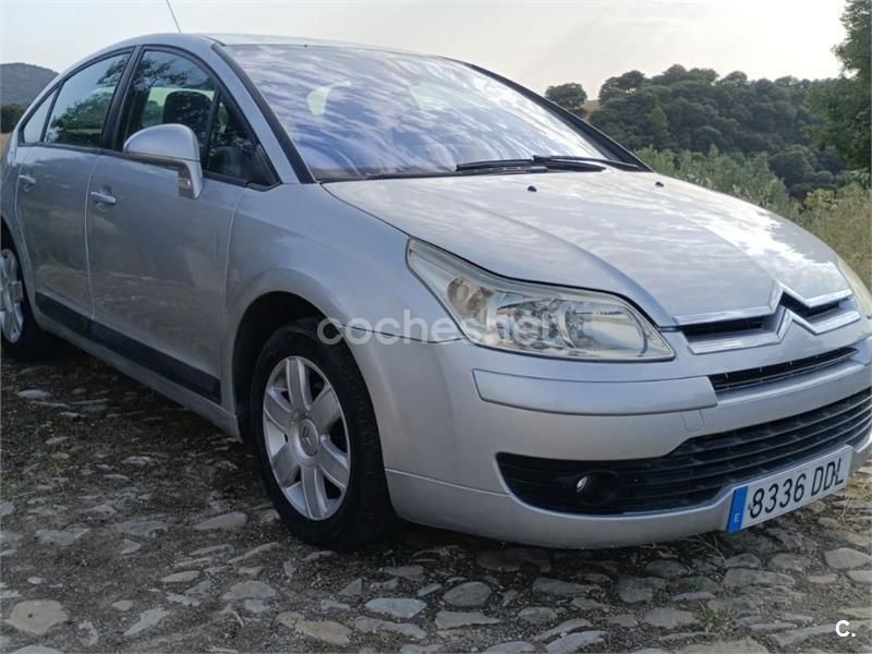 Gris / plata Usado 2005 Citroën C4 VTR Sport Berlina | 3800 € (Precio justo) - Imagen 1/4