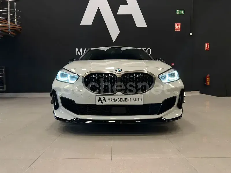 Usado BMW M135 Comfort Edition 306 CV (225 kW) 2021 Blanco Utilitario