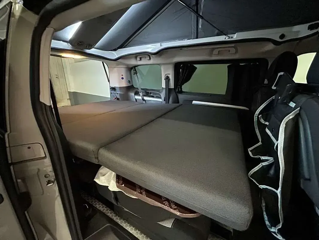Usado Citroën Spacetourer Rip Curl 150 CV (110 kW) 2020 Beige Monovolumen
