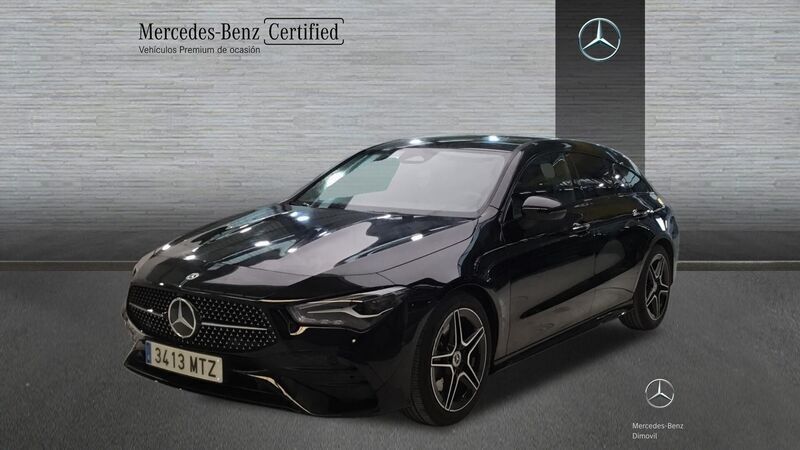 Negro Usado 2024 Mercedes CLA200 Shooting Brake Familiar | 38.500 € (Precio justo) - Imagen 1/4