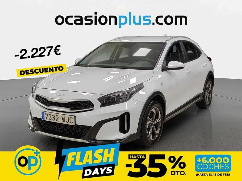 Usado Kia XCeed 120 CV (88 kW) 2023 Blanco SUV