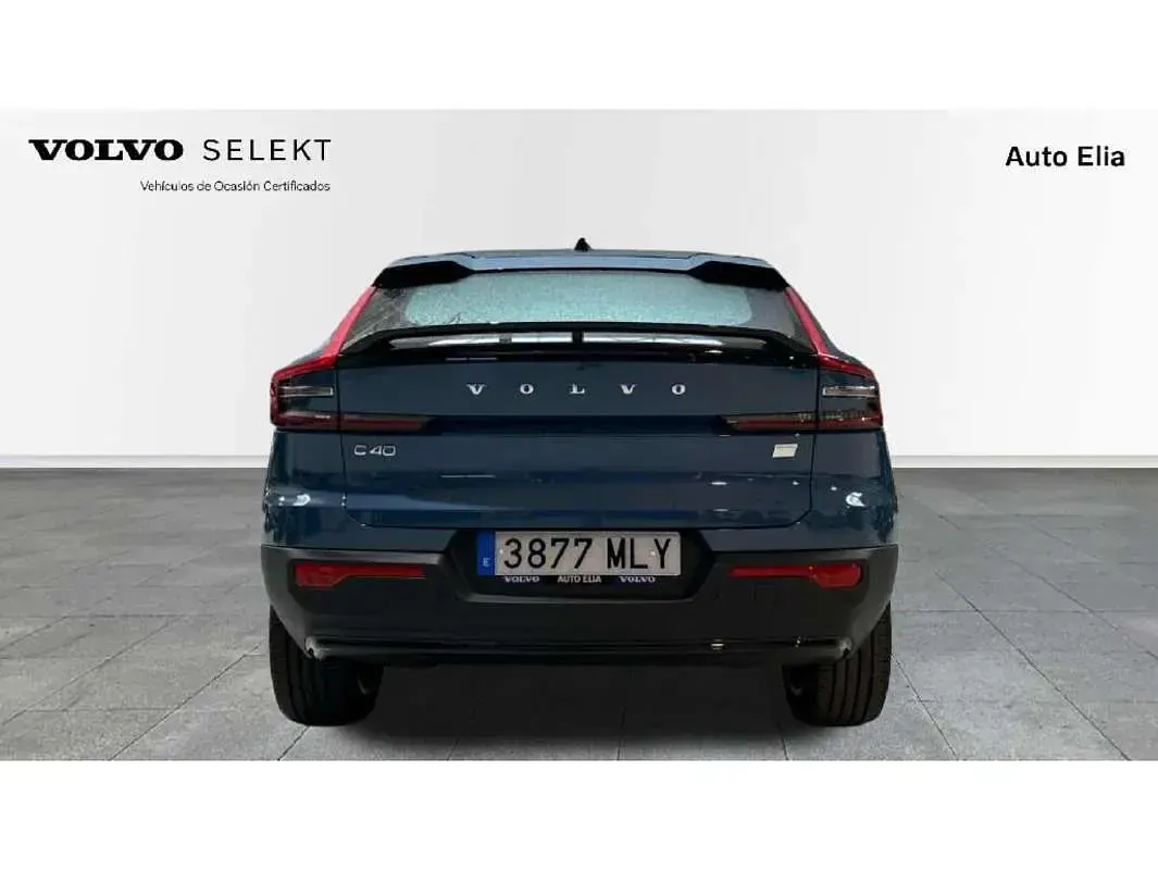 Usado Volvo C40 Core 175 kW (238 CV) 2023 Azul SUV