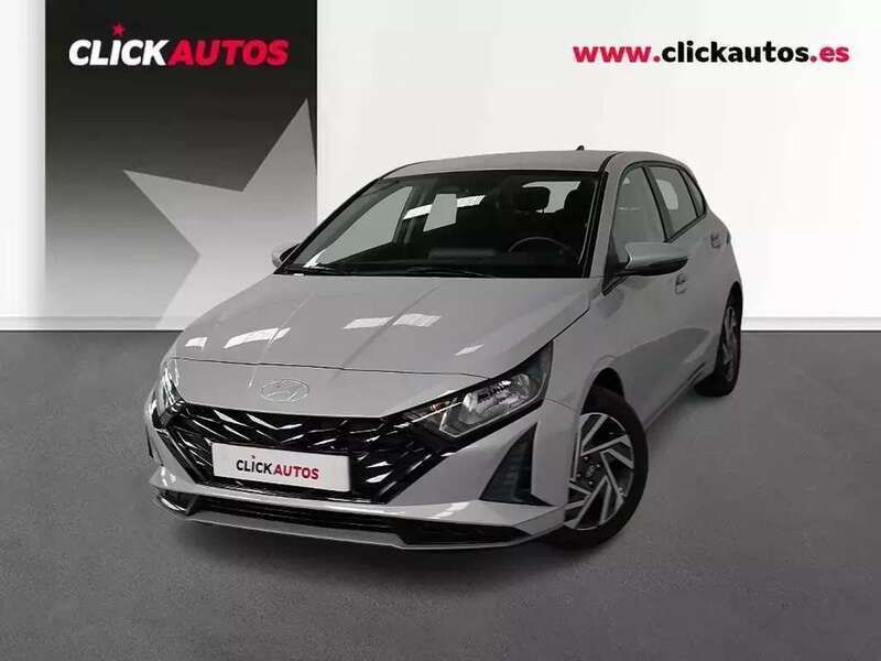 Gris Usado 2025 Hyundai i20 Utilitario | 18.850 € (Precio justo) - Imagen 1/4