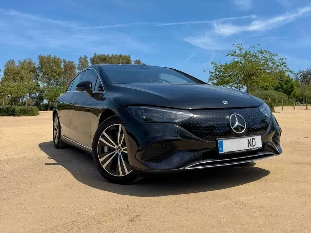 Usado Mercedes EQE350 Edition 235 kW (320 CV) 2025 Negro Berlina