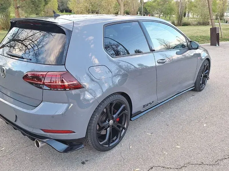 Usado VW Golf VII GTI 290 CV (213 kW) 2019 Gris / plata Berlina