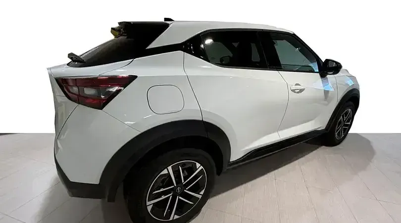 Usado Nissan Juke N-Connecta 114 CV (83 kW) 2026 Fuji sunset (especial) monotono SUV