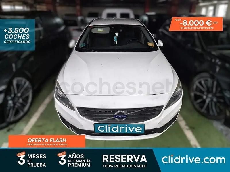 Blanco Usado 2017 Volvo V60 Kinetic Familiar | 8990 € (Super precio) - Imagen 1/3