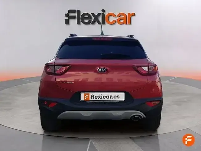 Usado Kia Stonic 100 CV (73 kW) 2020 Rojo SUV