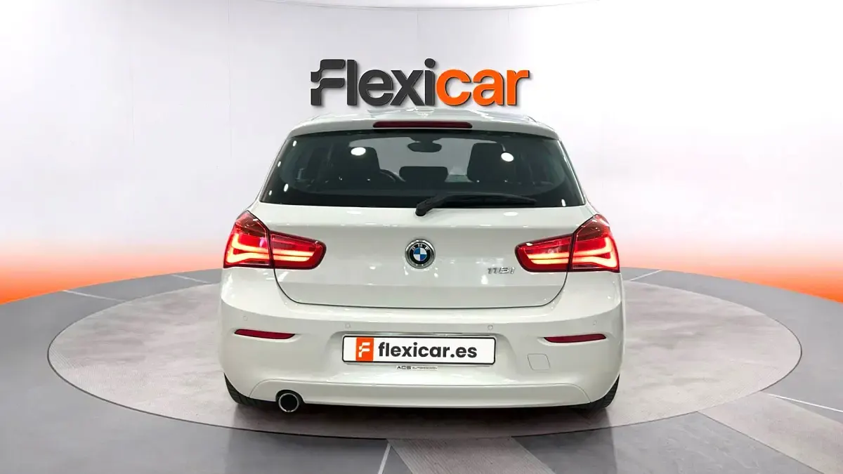 Usado BMW 116 109 CV (80 kW) 2018 Blanco Utilitario