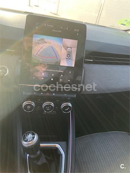 Usado Renault Clio V Techno 90 CV (66 kW) 2024 Gris / plata Berlina