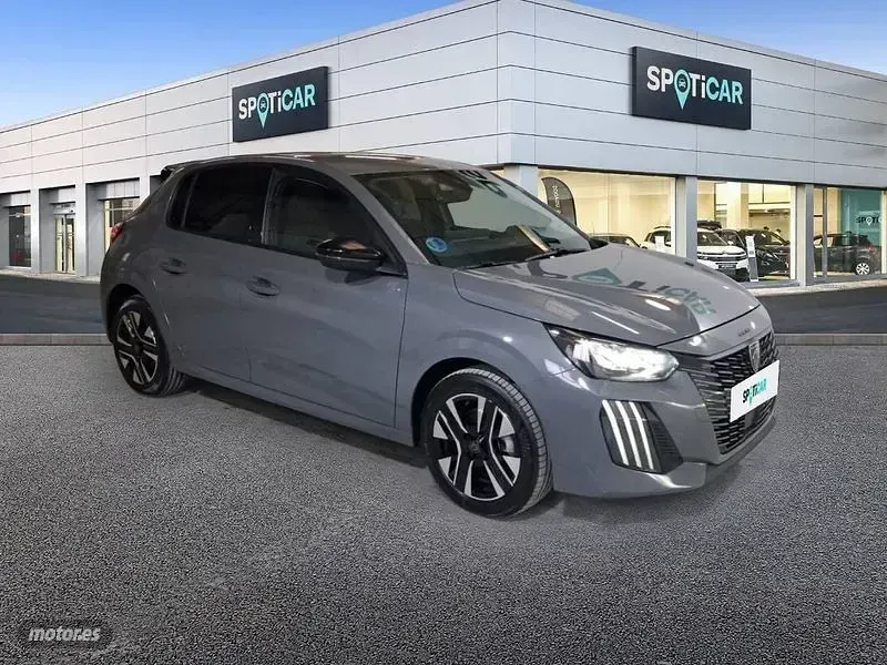 Usado Peugeot 208 Allure 110 CV (80 kW) 2025 Gris Utilitario