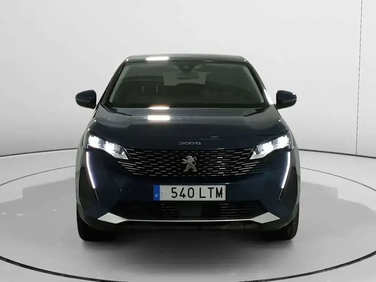 Usado Peugeot 3008 Allure 131 CV (96 kW) 2021 Azul SUV