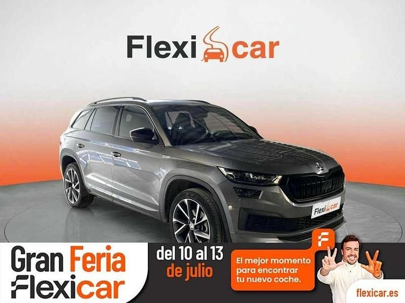 Gris Usado 2022 Skoda Kodiaq SportLine SUV | 29.990 € (Precio justo) - Imagen 1/4
