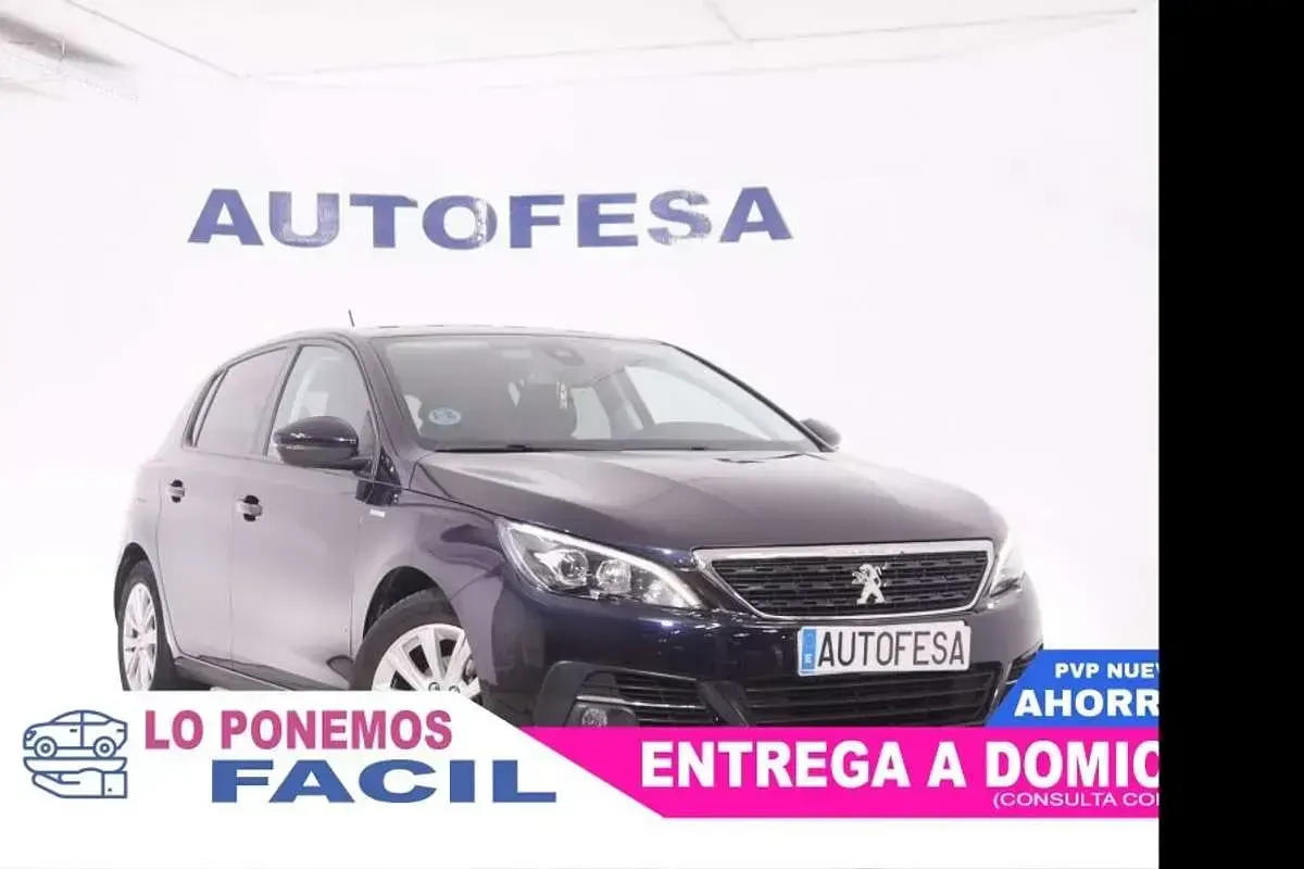 Usado Peugeot 308 Style 102 CV (75 kW) 2020 Negro Berlina