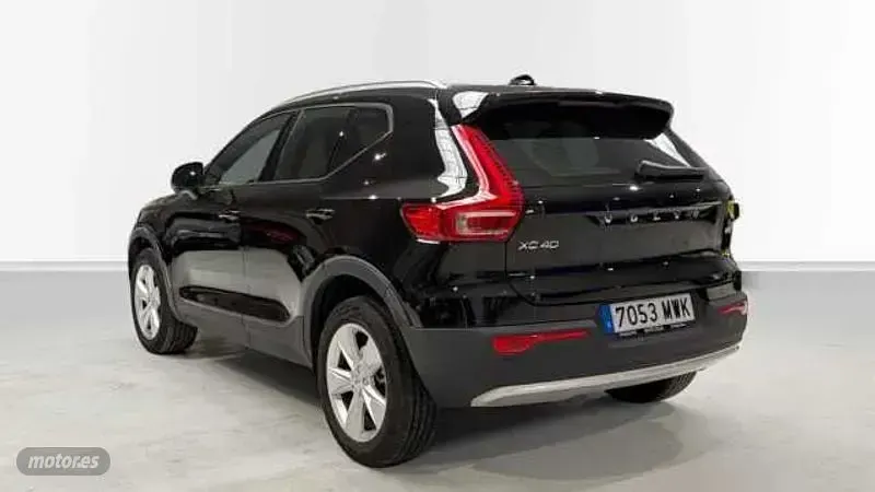 Usado Volvo XC40 Core 2024 Negro SUV