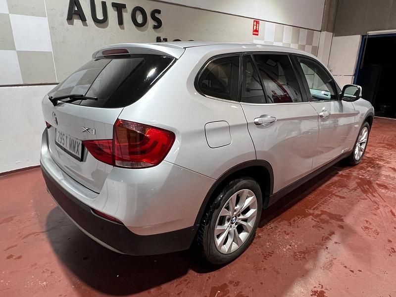 Usado BMW X1 204 CV (150 kW) 2011 Gris / plata SUV