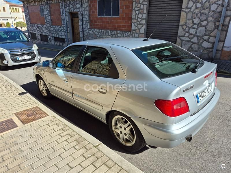 Usado Citroën Xsara Exclusive 110 CV (80 kW) 2003 Gris / plata Berlina