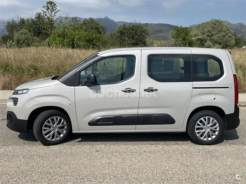 Usado Citroën Berlingo Feel 100 CV (73 kW) 2019 Beige Monovolumen