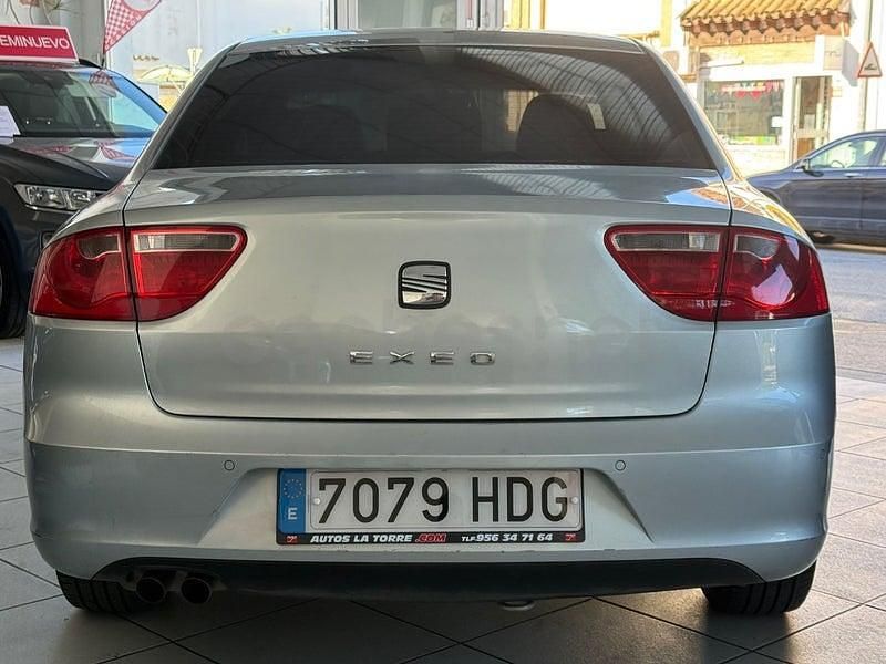 Usado Seat Exeo Style 120 CV (88 kW) 2011 Gris / plata Familiar