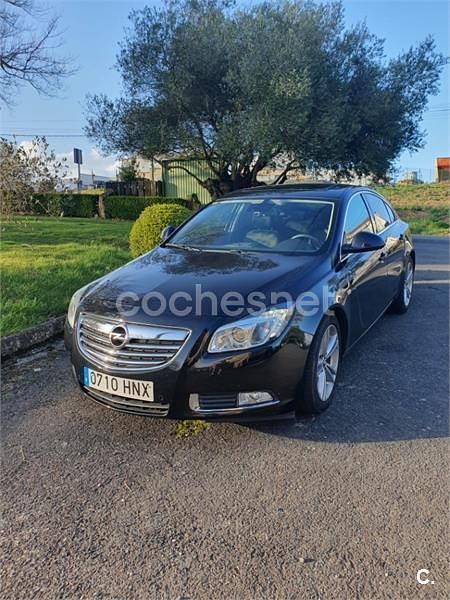 Usado Opel Insignia Sportive 160 CV (117 kW) 2013 Negro Berlina