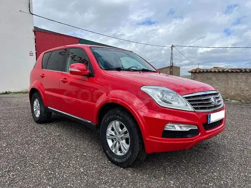 Usado SsangYong Rexton 178 CV (130 kW) 2017 Rojo SUV