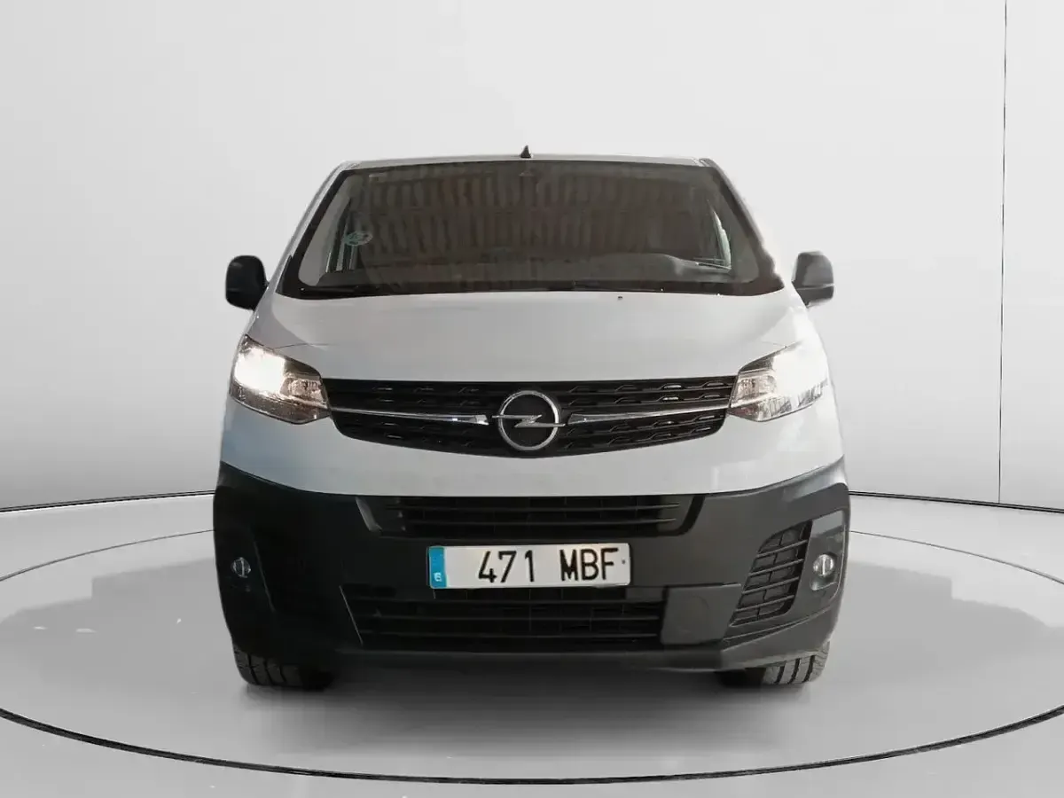Usado Opel Vivaro 102 CV (75 kW) 2022 Blanco Monovolumen