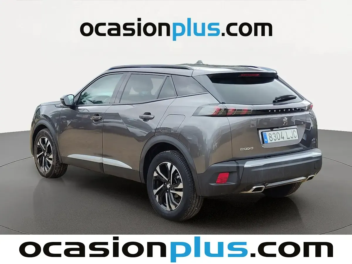 Usado Peugeot 2008 Allure 131 CV (96 kW) 2020 Gris SUV