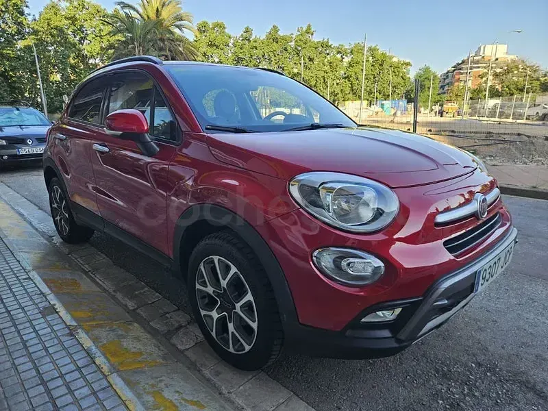 Usado Fiat 500X Lounge 120 CV (88 kW) 2016 Granate SUV