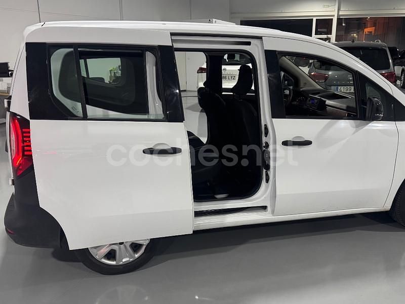 Usado Renault Kangoo Edition One 95 CV (69 kW) 2021 Blanco Familiar