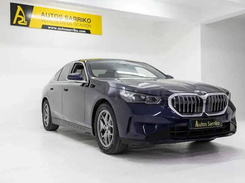 Usado BMW 520 197 CV (144 kW) 2024 Azul Berlina