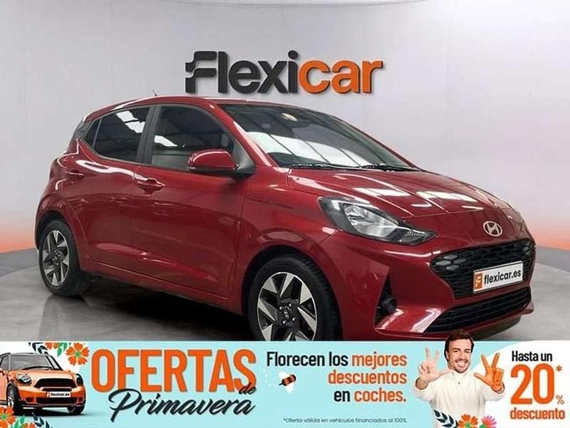 Usado Hyundai i10 67 CV (49 kW) 2025 Rojo Utilitario