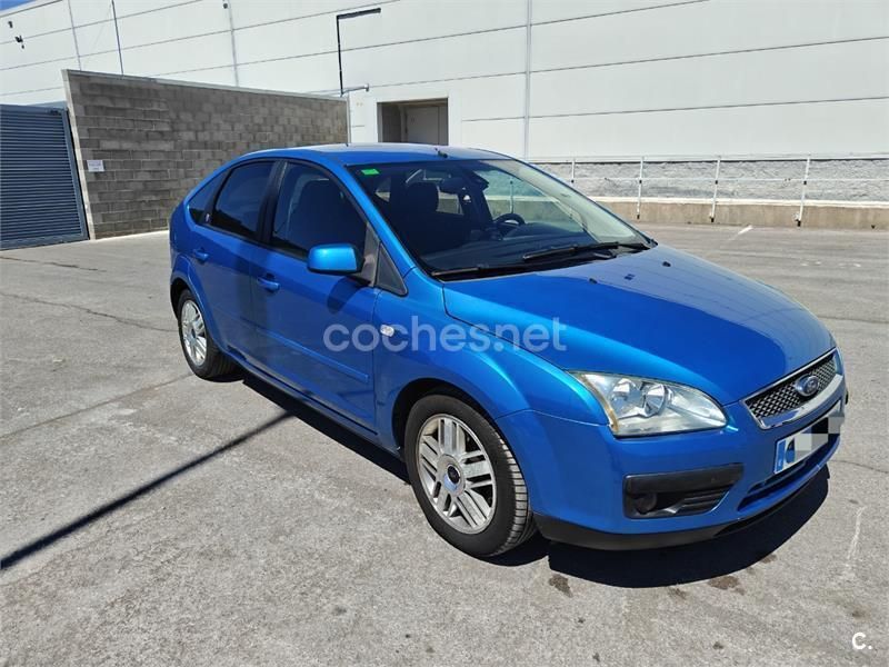 Azul Usado 2006 Ford Focus Ghia Berlina | 3800 € (Precio justo) - Imagen 1/4