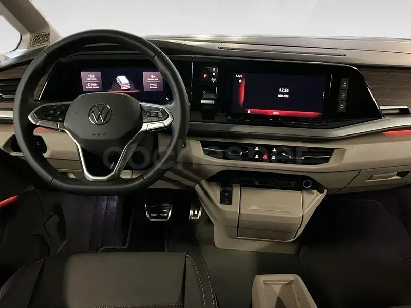 Nuevo VW Multivan Style 245 CV (180 kW) 2026 Naranja Monovolumen