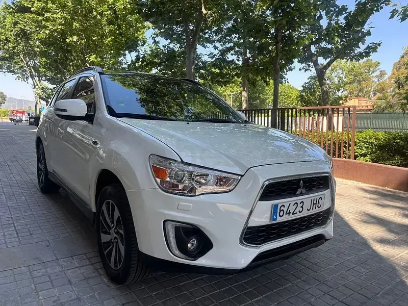 Usado Mitsubishi ASX Motion 117 CV (86 kW) 2015 Blanco SUV
