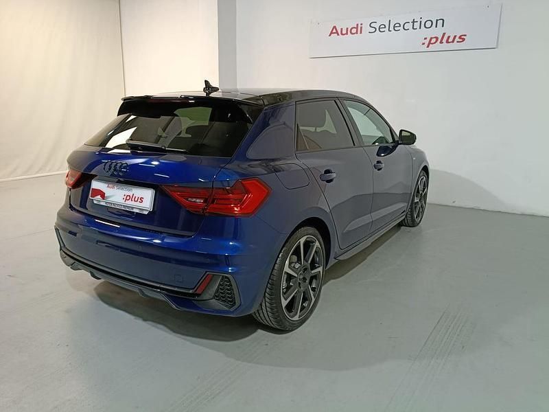 Usado Audi A1 Sportback Black Edition 116 CV (85 kW) 2025 Azul Utilitario
