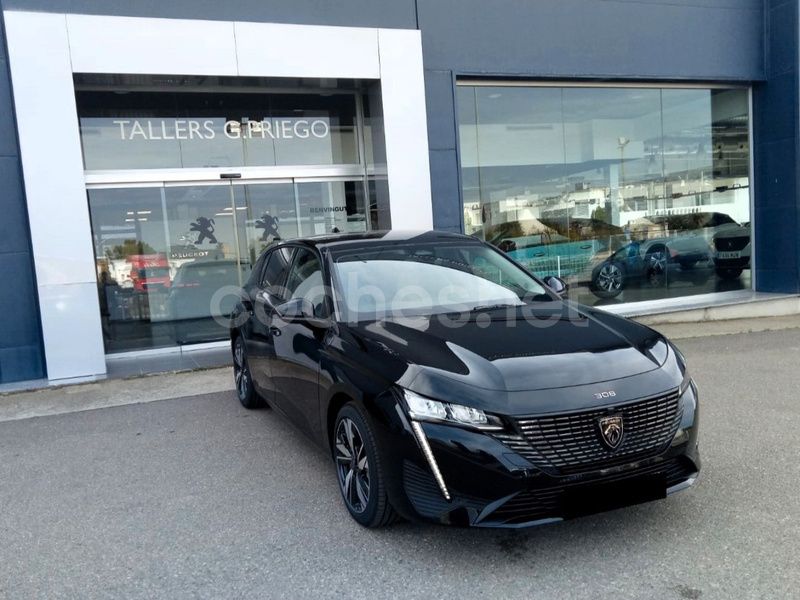 Usado Peugeot 308 Allure 130 CV (95 kW) 2023 Negro Berlina
