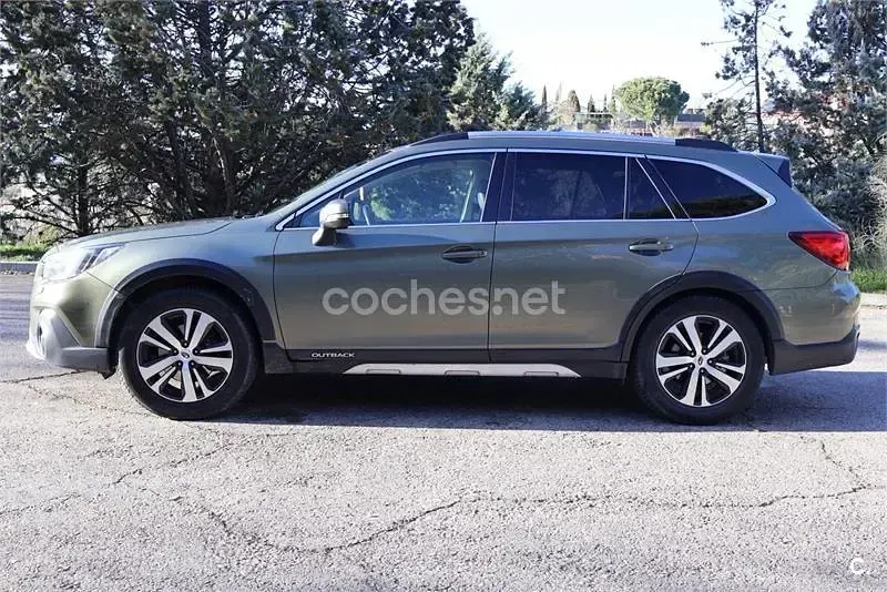 Usado Subaru Outback 175 CV (128 kW) 2020 Verde Familiar