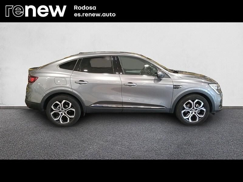 Usado Renault Arkana Techno 145 CV (106 kW) 2022 Gris SUV