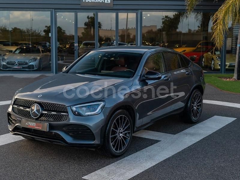 Usado Mercedes GLC220 194 CV (142 kW) 2021 Gris / plata Coupe