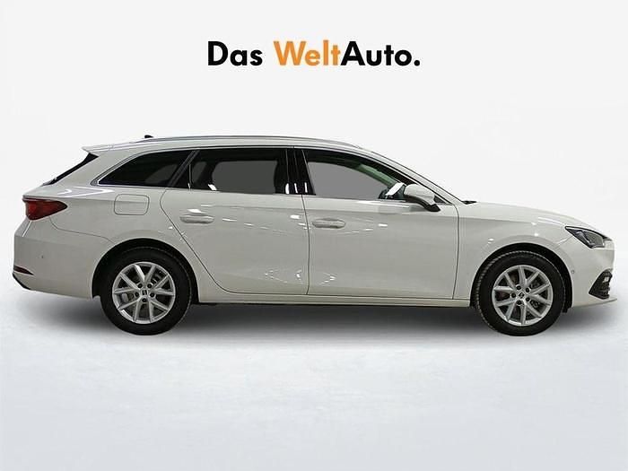 Usado Seat Leon Style 116 CV (85 kW) 2025 Blanco Berlina