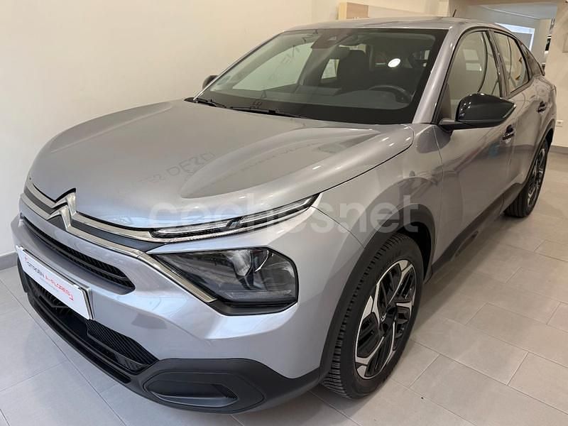 Gris / plata Usado 2024 Citroën C4 PureTech Berlina | 16.990 € (Precio justo) - Imagen 1/4