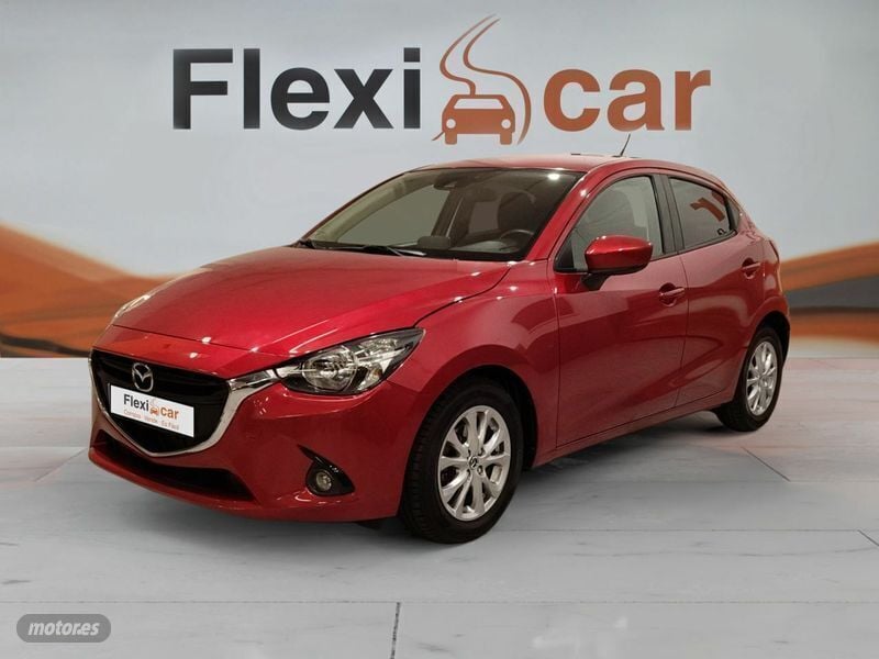 Usado Mazda 2 Style 90 CV (66 kW) 2016 Rojo Berlina