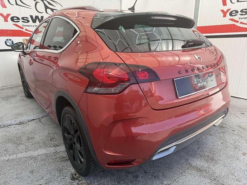 Usado DS Automobiles DS4 Crossback Style 120 CV (88 kW) 2016 Naranja SUV