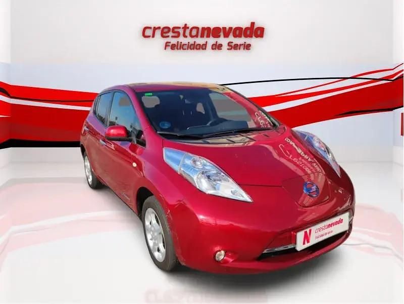 Usado Nissan Leaf Acenta 80 kW (109 CV) 2015 Rojo Utilitario