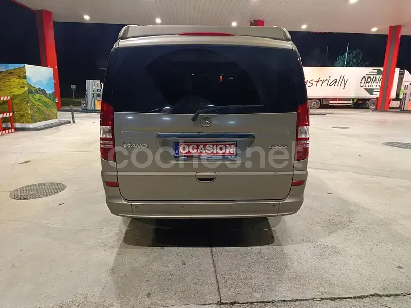 Usado Mercedes Viano 163 CV (119 kW) 2011 Beige Monovolumen